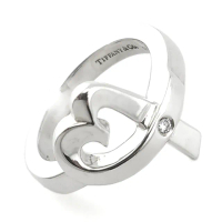 【Tiffany&amp;Co. 蒂芙尼】925純銀-鑲單顆鑽Loving Heart愛心造型戒指(展示品)