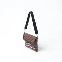 Tas SPRAYGROUND SAWTOOTH SHARKS IN PARIS BROWN SLING BAG 100% ORIGINAL 20X3X21CM