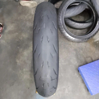 tayer Singapur size 120/70/zr17 brand michelin