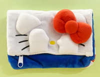 【震撼精品百貨】Hello Kitty 凱蒂貓 Hello Kitty日本SANRIO三麗鷗KITTY化妝包/筆袋-立體遮眼*10448 震撼日式精品百貨