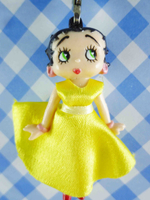 【震撼精品百貨】Betty Boop_貝蒂~手機吊飾-黃禮服