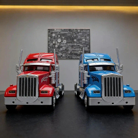 We are offering a special deal on a batch of American-order inventory: 1:32 scale American tractor-t