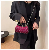 Vedlyn Vedlyn Scarlett Tas Pesta Wanita Clutch Beludru Elegan – Red