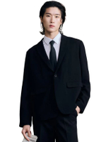 เสื้อเบลเซอร์ผู้ชายทรงโอเวอร์ไซส์ Cropped Blazer สีดำ