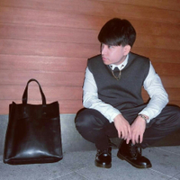 店長　入手款　三角項鍊　質感　襯衫　白襯衫　夜店　雅痞　穿搭　全數現貨供應