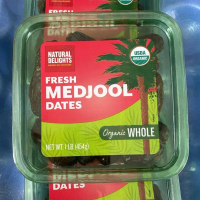 Kurma Medjool Fresh Dates ORGANIC Whole ORGANIC/ Kurma Medjool Organik / 454 gram