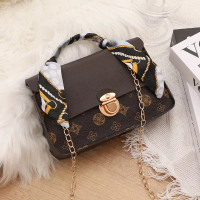 【COD】Beg Tangan Indah Mewah Mewah Vintaj untuk Wanita, Tekstur Premium, Beg Bahu Fesyen Niche, Beg C