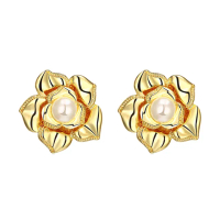 【Aphrodite 愛芙晶鑽】花朵綻放珍珠造型耳環(黃金色)