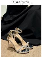 喬氣銀銀水鉆一字帶高跟鞋女銀色夏季細跟小眾氣質設計感性感涼鞋