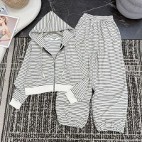 20December - Set nỉ kẻ mũ quần suông