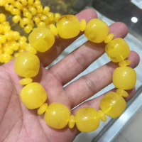 Natural Beeswax Bracelets Carved Buddha Head Chicken Oil Yellow Old Honey Fortune Men and Women Amber Single Ring Bracelet