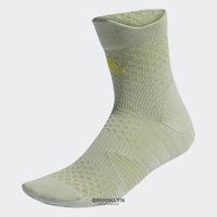 【滿額現折300】ADIDAS 襪子 運動襪 淺綠 涼感 透氣 專業 慢跑襪 中筒襪 (布魯克林) HN1585