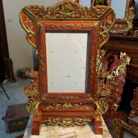 Khung ảnh hoa mai triện gấm lòng ảnh 20x30