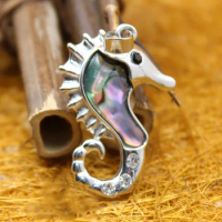 MOP401 Cute Design Sea Horse Pendants Genuine Abalone Shell Jewelry 10 Pieces