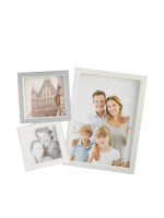 กรอบรููป 3 ช่อง 2X2/3X3/5X7 นิ้ว รุ่น D722X3P46  สีขาว