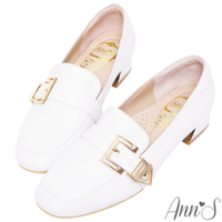 Ann’S鏤空造型金扣頂級綿羊皮平底樂福鞋-白