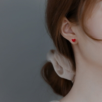 925純銀紅色愛心耳釘女小眾設計感耳環2021年新款潮過年春節耳飾