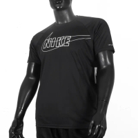 【NIKE 耐吉】男 短袖 上衣 防曬衣 T恤 抗UV 運動 休閒 透氣 舒適 黑(NESSD690-001)