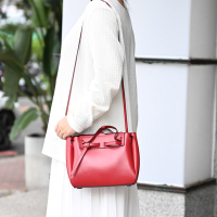 LOEWE 羅威 LAZO MINI BAG 小牛皮迷你手提斜背兩用包(紅)