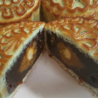 Kue Bulan Mooncake Halal | Rasa Kacang Hijau, Kacang Merah, Pandan, Durian. Tersedia Satuan dan 1 Ko