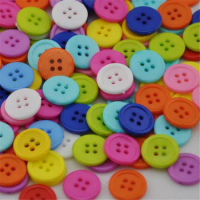 50/100Pcs New 15mm 4 holes Plastic Button / Sewing lots Mix PT52
