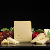 Kiresa imported from the Netherlands goudacheese Original Gouda Cheese 250g Wheel-shaped yellow chee