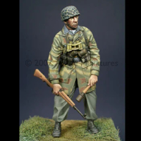 1/35 Scale Resin Figure Building Kit Unpainted Figure 1 Figure