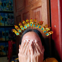 Mahkota bando nagin, Adat bugis Viral best seller