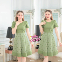 PIRA DRESS สีเขียวโบว์เอว อัดงานทังชุด ชุดเดรสผ้าทอลายฝ้ายครามลายหัวใจ