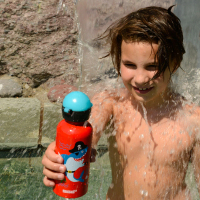 【SIGG】瑞士百年 SIGG 兒童冷水壺 400ml - 鯊魚海盜(瑞士製造 超輕量冷水瓶)