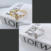 GELANG TANGAN WANITA GELANG BANGLE MOTIF 4 KOTAK PERMATA SUSUN GOLD/SILVER TITANIUM PREMIUM KEKINIAN