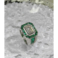 Ruihe New Fashion 5ct Really D Moissanite with Lab Grown Emerald Gemstones Jewelry for Men Rings Party Gifts Custom Wedding Ring