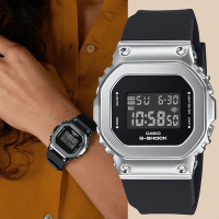 CASIO 卡西歐 G-SHOCK 經典5600系列金屬色手錶 迎春好禮-銀 GM-S5600-1