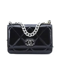 Chanel Woc 19 Shiny Calf Black I16377C