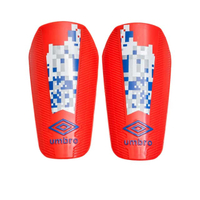 Forma Guard NC สนับแข้งผู้ชาย สีแดง