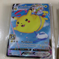 Pikachu Verbang VMAX 310 Max Balloon 160 Kartu Pokemon Basic 25th Anniversary Edisi Spesial