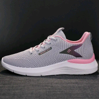 Sepatu Sneaker Wanita Import