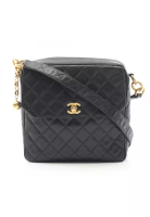 Chanel Pre-Loved Chanel matelasse Shoulder bag Caviar skin black gold hardware vintage