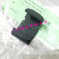 1pc for Mercedes-Benz M112m113m272m273 Air Filter Grid Engine Upper Cover Fixed Clip Buckle Bracket