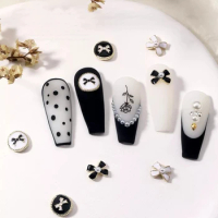 10Pcs/Lot Keen French Nail Art Charm 3D Luxury Papillon Nail Strass Decoration Black/White Baroque Style DIY Nail Supplies 8*9mm