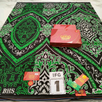 sarung bhs Infinity batik gold dan silver