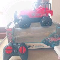 Mainan anak-anak mobil remote control Jeep Wrangler Rubicon