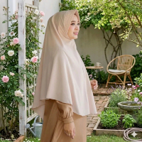 Hijab Bergo Wolfis Jumbo Khimar Jumbo