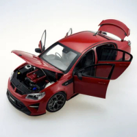 Diecast Biante 1/18 Scale Australian Holden HSV GTSR Alloy Red Collectible Toy Gift Display Ornament