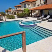 住宿 luxurious house with private pool in tierra del sol Resort&amp;Golf 鷹海灘