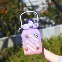 OEM SK-C468 Botol Minum Anak Gemoy Kotak 1500ML Warna Gradasi Bottle Tumblr Sedotan dan Tali Panjang