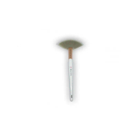 Haluu Essentials Deluxe - Small Fan Brush RGM16