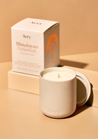英國品牌 Aery 喜馬拉雅雪松香薰蠟燭-奶油色陶罐