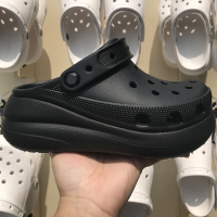 cross แท้ CLASSIC CRUSH CLOG  รองเท้าสุขภาพผู้หญิง  รองเท้านุ่มเหมือนเหยียบขี้