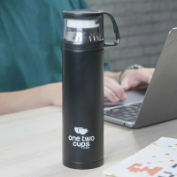 Botol Termos Minum Tahan Panas Dingin Tutup Cangkir Cup Head 500 ML